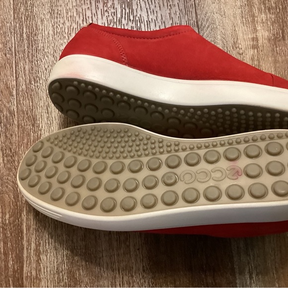 Ecco Soft 7 sneaker in red size 38 NWT - Picture 4 of 14